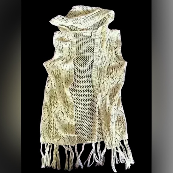 Stunning boho knit vest by  Full Tilt size medium beige - Picture 1 of 7